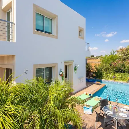 Kalliopi Paralimni