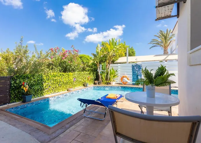 Kalliopi Vila Paralimni